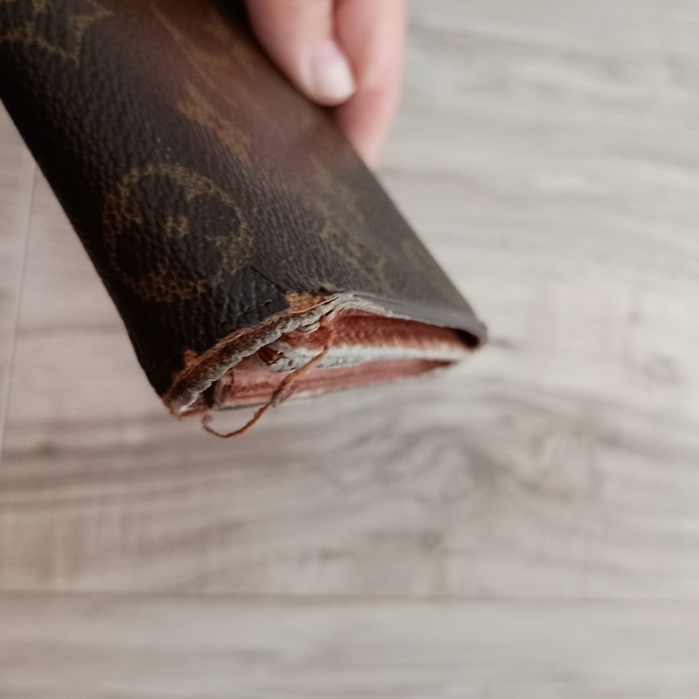 Louis Vuitton Monogram Sarah Long Wallet - Picture 4 of 14